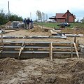 schody od tarasu na tyłach domu