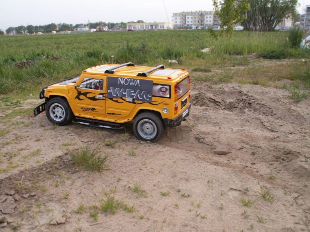 Hummer R/C 1:4