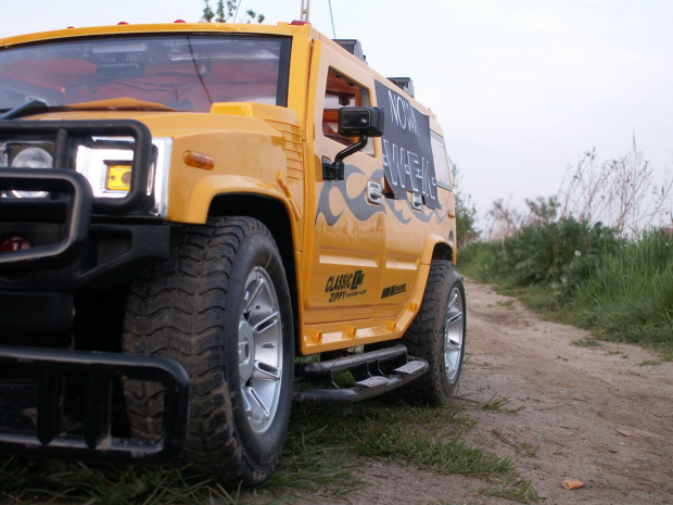 Hummer R/C 1:4