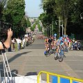 Kryterium Kolarskie Grand Prix Jasnej Góry wygrał Tomasz Lisowicz z CCC Polsat Polkowice. W kategorii elita wzięło udział 92 zawodników, z czego wyścig ukończyło zaledwie 20, co świadczy o tym, że trasa wytyczona przy Jasnej Górze jest trasą trudną. Dr...