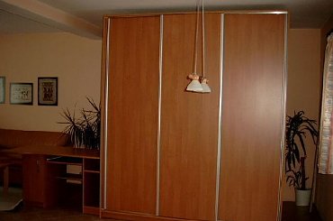 BRETT 793015560 #brett #KuchnieNaWymiar #SzafyNaWymiar #aranżacja #DrzwiPrzesuwane #DrzwiPrzesuwne #szafy #MebleNaWymiar #projektowanie #salon #sypialnia #szafa #AranżacjeKuchni #blaty #BlatyKuchenne #Katowice #kuchenne #KuchenneŚląskie #Kuchnie