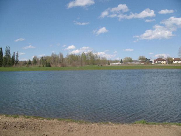 Rotary Park, Whitecourt, May 2007