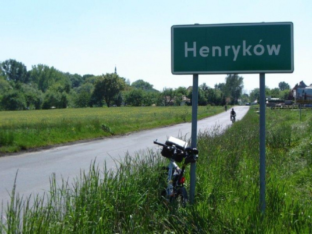 Wjazd do Henrykowa