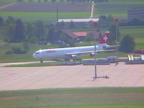 A340 Swiss-stojący koło Heliportu. #samolot