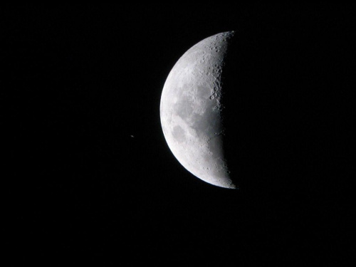 Księzyc i Saturn po odkryciu 22 05 2007