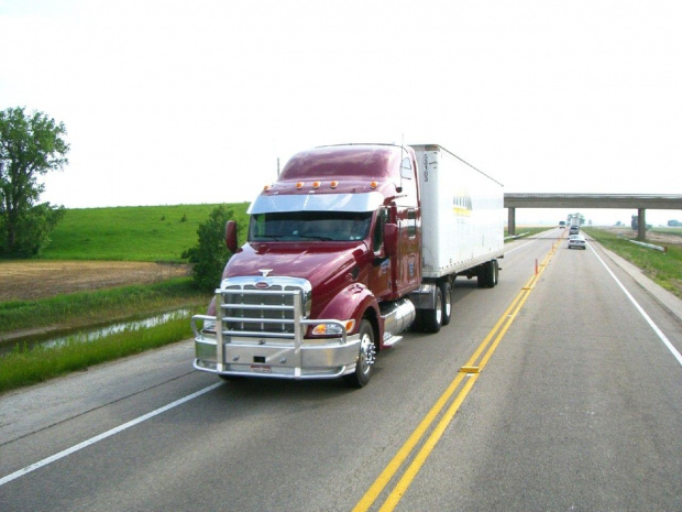 Peterbilt 377