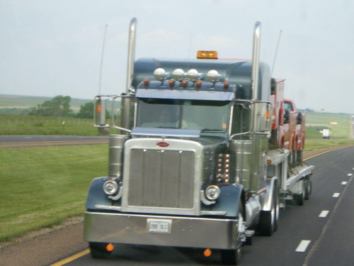 Peterbilt 379