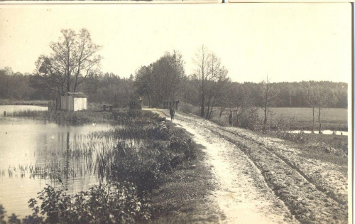 Zdjęcia udostępnione przez Leszka Wojciechowskiego syna Wiktora- nauczyciela ogrodnictwa w szkole na Brzozowej w latach 1913-1914 #Sobieszyn #Brzozowa #WiktorWojciechowski #LeszekWojciechowski