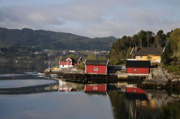 Norwegia #Skandynawia #Norwegia #Bergen #Flam #prom #fjord