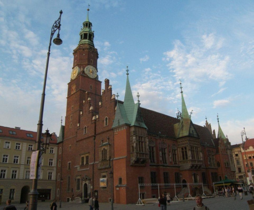 #architektura #ratusz #wrocław #zniekształcenie
