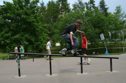 Ania i Maciek na zawodach "Kusocin Jam '07" #rolki #skp #skatepark