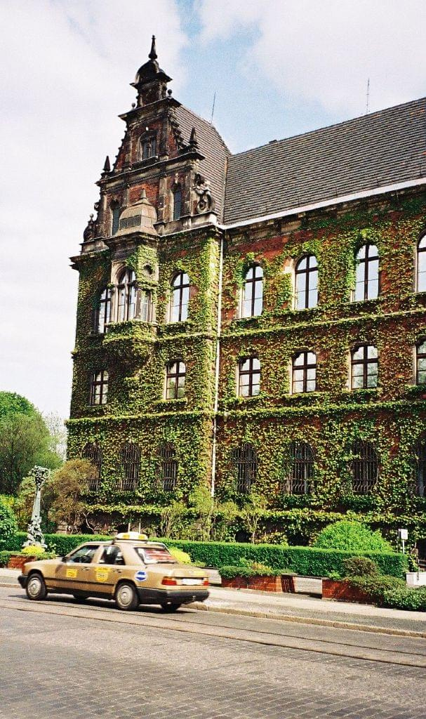 Budynek Muzeum Narodowego we Wrocławiu