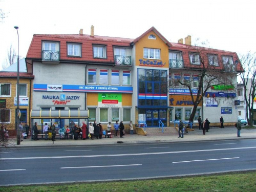 Na ulicy Piłsudskiego #Puławy #sklep #sklepy #przystanek