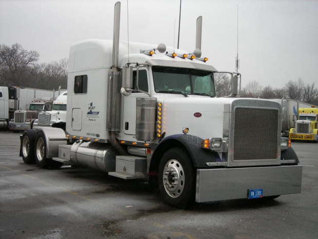 Peterbilt 379