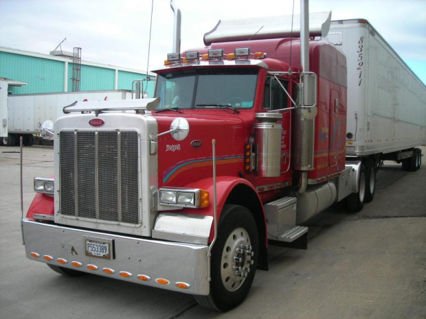 Peterbilt 379