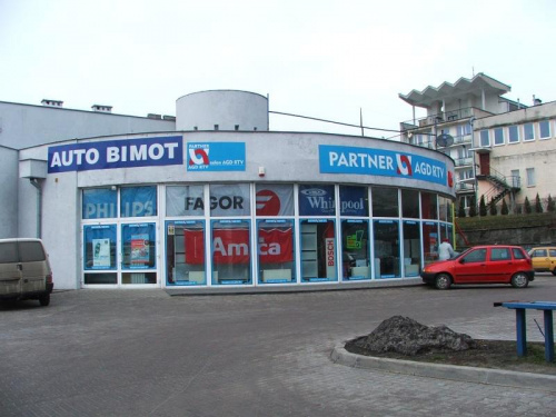 Dawniej salon samochodowy teraz sklep AGD #Puławy