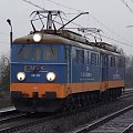 3E-67 PCC Rail Szczakowa Ten lok posiada krany do jazdy uwielokrotnionej. Jako drugi jedzie 3E-46 również wyposażony w krany do jazdy uwielokrotnionej. 15-02-2007 #kolej