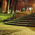 schodki & Kopernik:) #Olsztyn #starówka #noc #schody #Kopernik