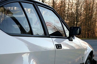 Alfa Romeo Sports Coupe #Autofocus #car #cars #samochod #samochody #alfa #romeo #gtv #gtv6 #coupe #sport #italian #aubomobili #automobile #performance #racing