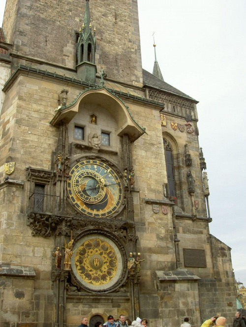 Zegar astronomiczny na wieży ratuszu, tzw. Orloj #Praga