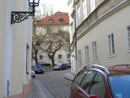 Miasto nie jest na płaskim terenie co bardzo ładnie się prezentuje #Praga