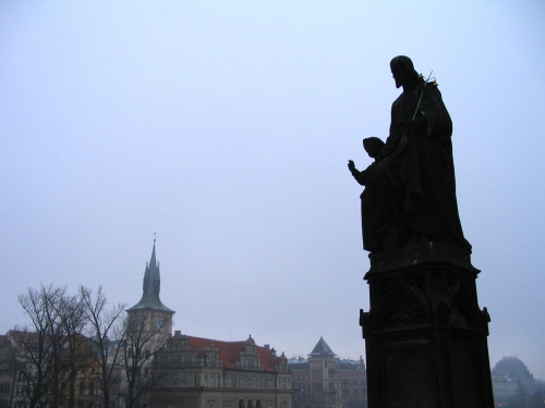 Figury na Moście Karola. #Praga #Czechy