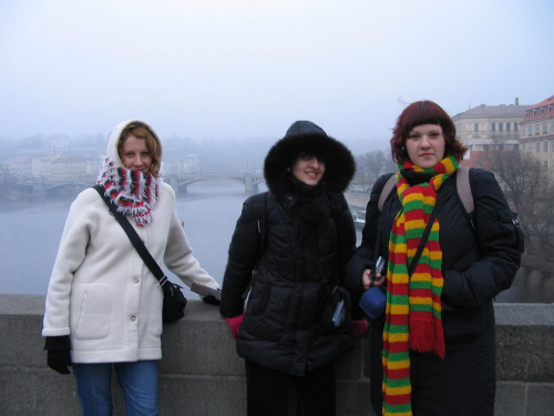Kasia, Asia i Emilka (Asia dla odmiany :D) W tle Manesuv most. #Praga #Czechy